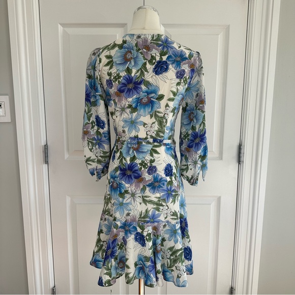 Yumi Kim Kiera Love Wins Silk Floral Wrap Cottagecore Vacation Mini Dress Size S - Picture 9 of 12